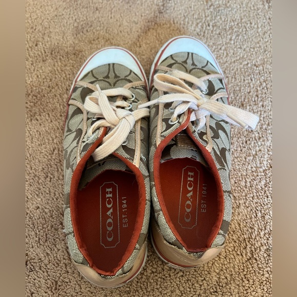 COACH Women’s Signature Barrett Lace Up Sneakers - Picture 7 of 8
